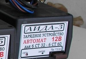 Зарядное АИДА-3 — автоматическое десульфатирующее для 12В АКБ 15-60А*час