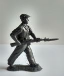 EB07 Soviet partisans of WWII - "National war is going..." - 3 figures