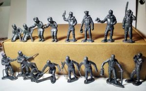 Toy soldiers Polar Explorers - 16 psc