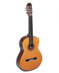 Акустическая гитара HOHNER HC-06E